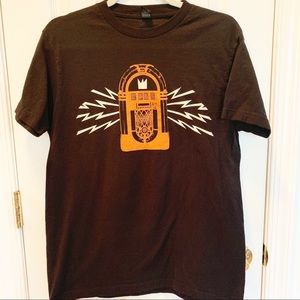 Train “Play That Song” 2017 Tour Graphic Tee